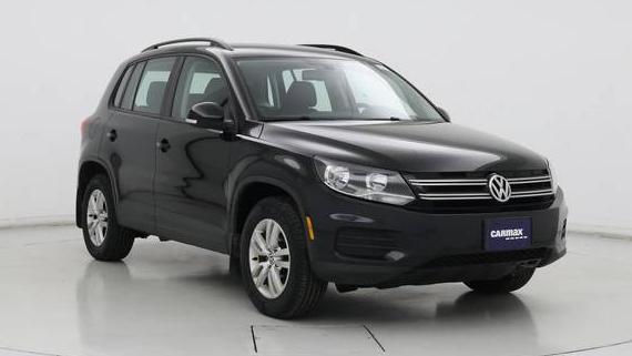 VOLKSWAGEN TIGUAN 2017 WVGBV7AX3HK029258 image