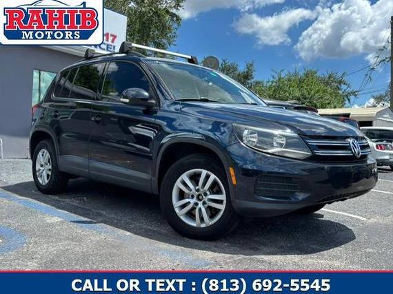 VOLKSWAGEN TIGUAN 2017 WVGAV7AX8HK004853 image