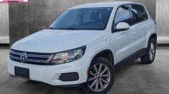 VOLKSWAGEN TIGUAN 2017 WVGBV7AX9HK044136 image