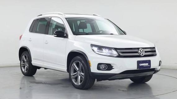 VOLKSWAGEN TIGUAN 2017 WVGUV7AX7HK027182 image