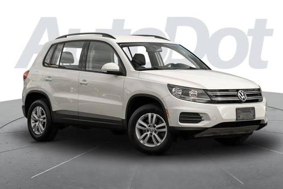 VOLKSWAGEN TIGUAN 2017 WVGBV7AX4HK000299 image