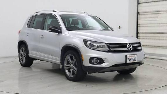 VOLKSWAGEN TIGUAN 2017 WVGTV7AX2HK007305 image