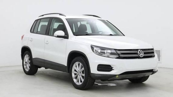 VOLKSWAGEN TIGUAN 2017 WVGAV7AX2HK049402 image