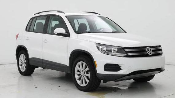 VOLKSWAGEN TIGUAN 2017 WVGAV7AXXHK047199 image