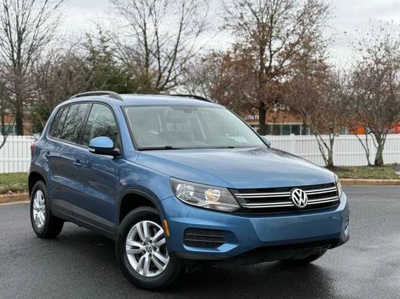 VOLKSWAGEN TIGUAN 2017 WVGAV7AX9HK009995 image VOLKSWAGEN TIGUAN 2017 WVGAV7AX9HK009995 image