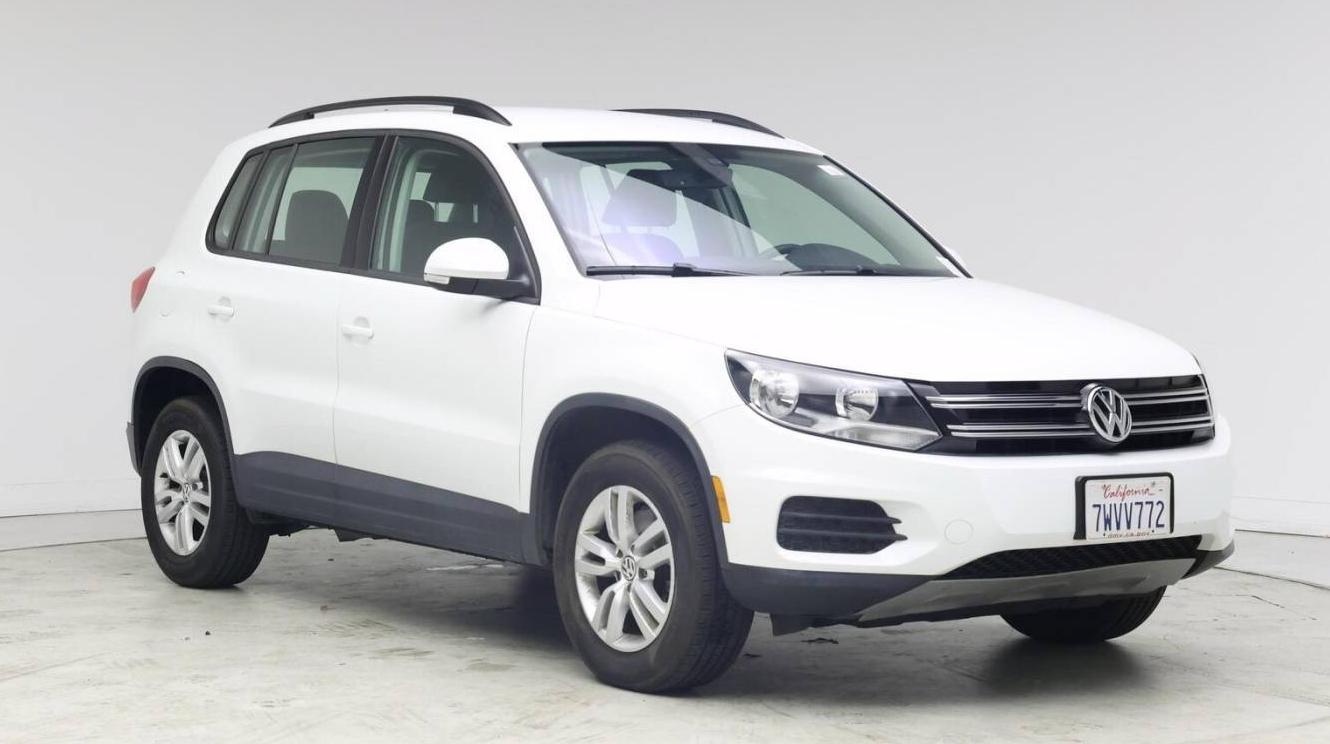 VOLKSWAGEN TIGUAN 2017 WVGAV7AXXHK022206 image