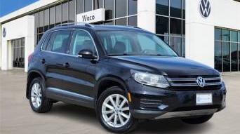 VOLKSWAGEN TIGUAN 2017 WVGSV7AX0HW505457 image