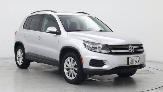VOLKSWAGEN TIGUAN 2017 WVGAV7AX5HK046378 image