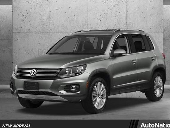VOLKSWAGEN TIGUAN 2017 WVGBV7AX2HK053146 image