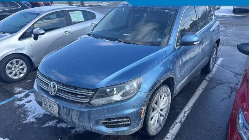 VOLKSWAGEN TIGUAN 2017 WVGRV7AX9HK002631 image