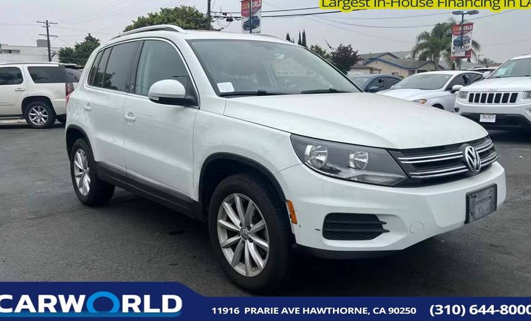 VOLKSWAGEN TIGUAN 2017 WVGRV7AX6HW507275 image