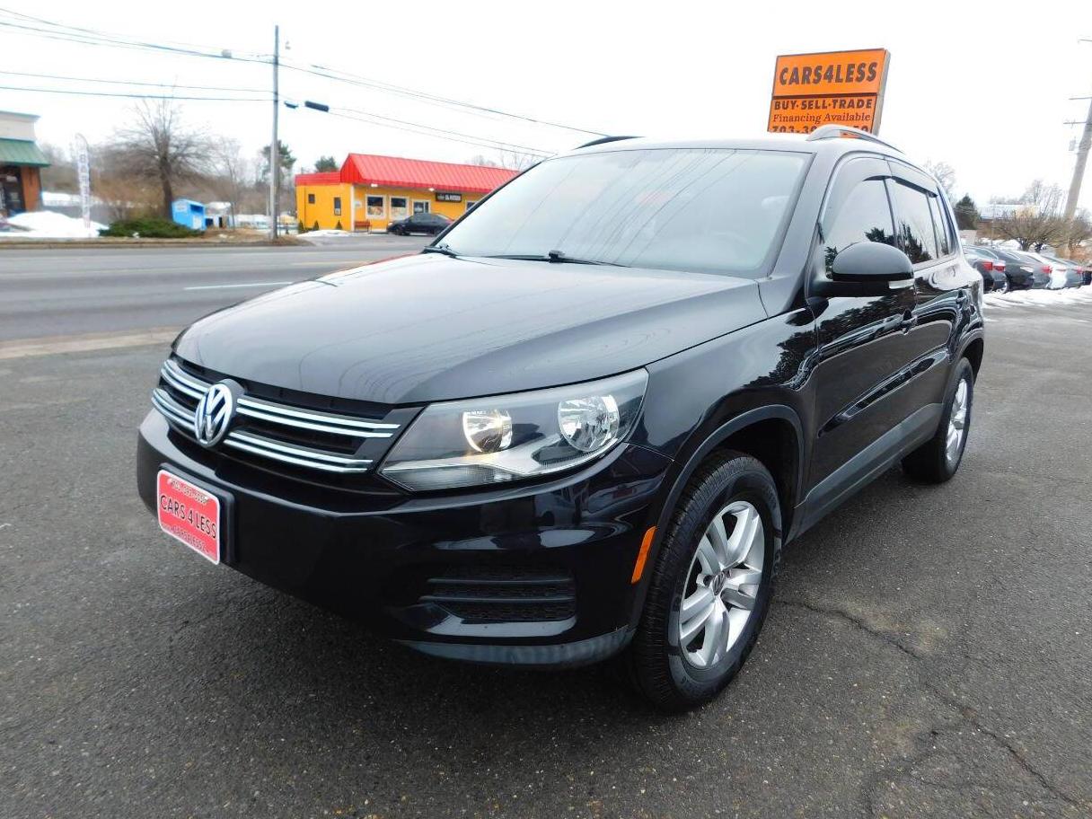 VOLKSWAGEN TIGUAN 2017 WVGAV7AX4HK025862 image