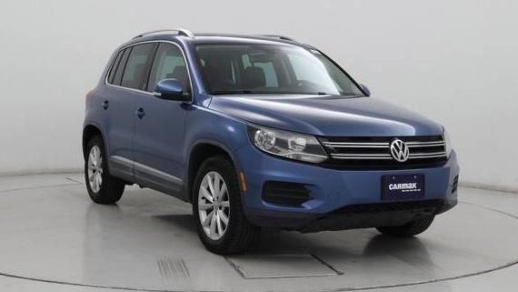 VOLKSWAGEN TIGUAN 2017 WVGRV7AX1HW506146 image
