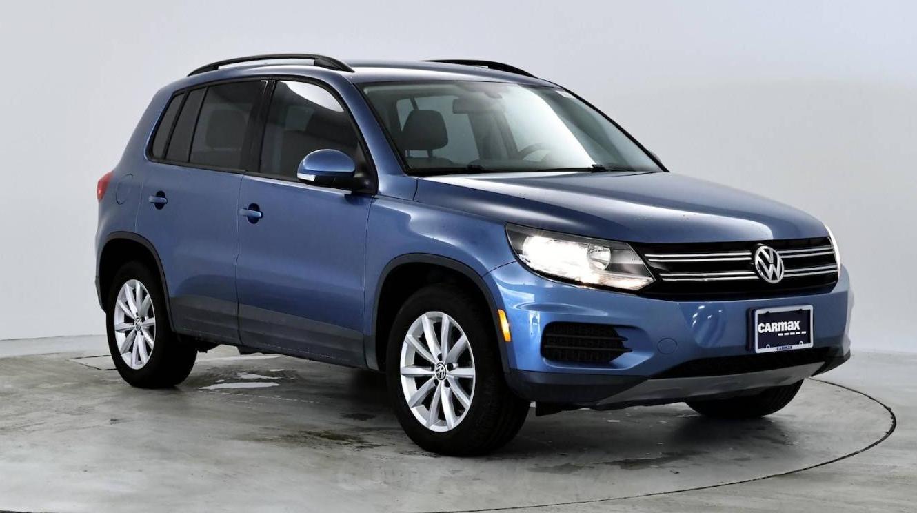 VOLKSWAGEN TIGUAN 2017 WVGBV7AX1HW501756 image