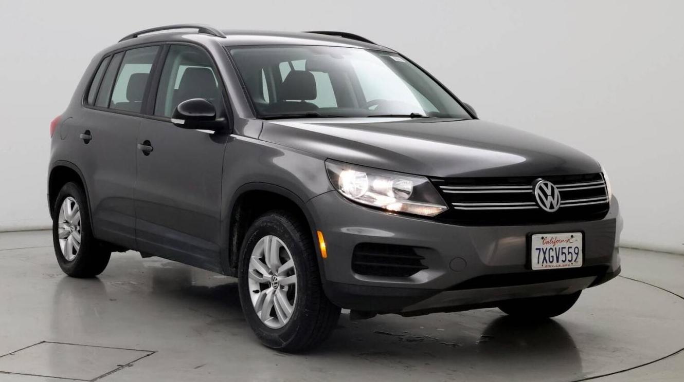 VOLKSWAGEN TIGUAN 2017 WVGAV7AX3HK024752 image