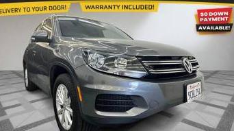 VOLKSWAGEN TIGUAN 2017 WVGAV7AX3HK050932 image