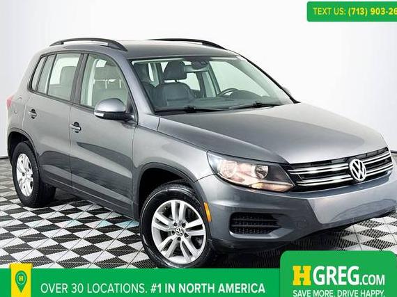 VOLKSWAGEN TIGUAN 2017 WVGAV7AX2HK014777 image