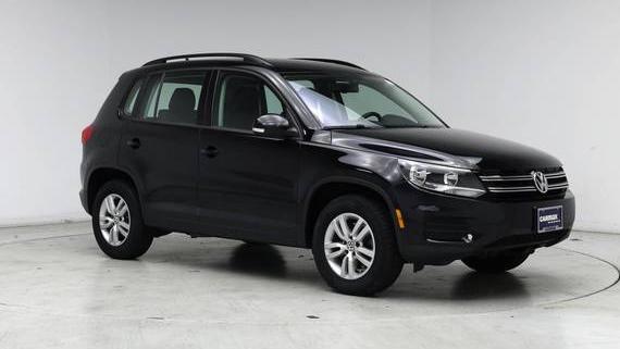 VOLKSWAGEN TIGUAN 2017 WVGBV7AX7HK013077 image