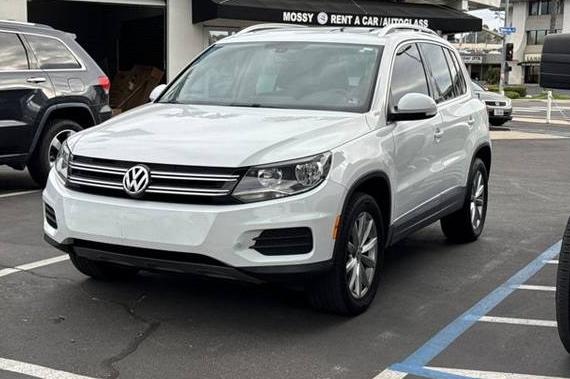 VOLKSWAGEN TIGUAN 2017 WVGRV7AX9HW504113 image