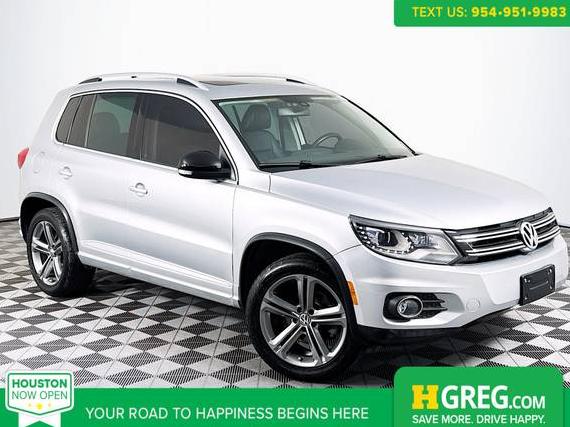 VOLKSWAGEN TIGUAN 2017 WVGTV7AX4HK010240 image