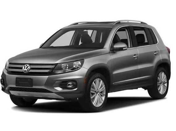 VOLKSWAGEN TIGUAN 2017 WVGBV7AX6HW504944 image