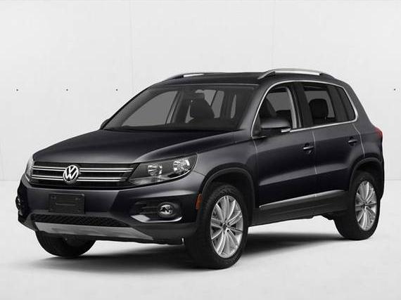 VOLKSWAGEN TIGUAN 2017 WVGBV7AX6HK045888 image