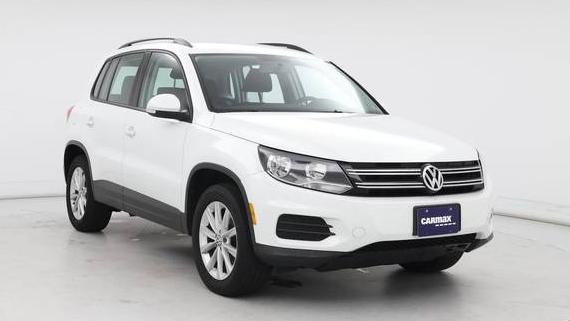 VOLKSWAGEN TIGUAN 2017 WVGAV7AX8HK046116 image
