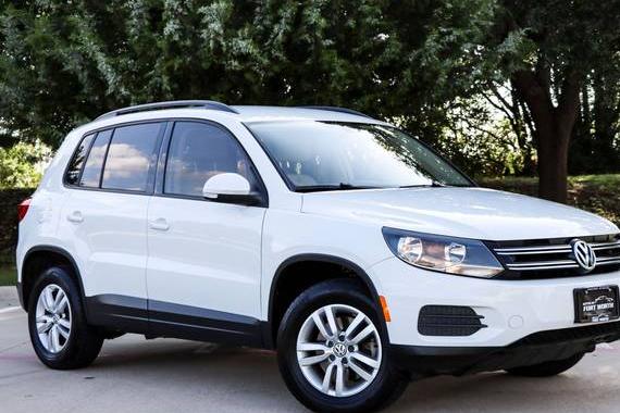 VOLKSWAGEN TIGUAN 2017 WVGAV7AX8HK037559 image