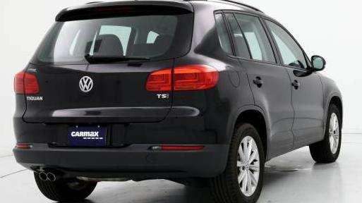 VOLKSWAGEN TIGUAN 2017 WVGAV7AX3HK051207 image