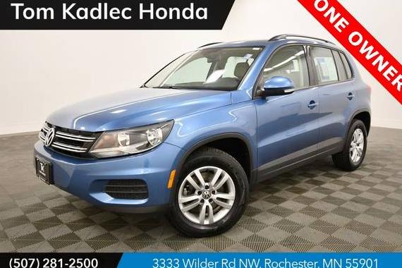 VOLKSWAGEN TIGUAN 2017 WVGBV7AX2HK025508 image