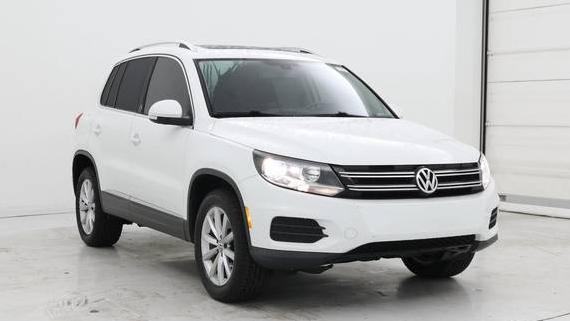 VOLKSWAGEN TIGUAN 2017 WVGRV7AX3HK021286 image