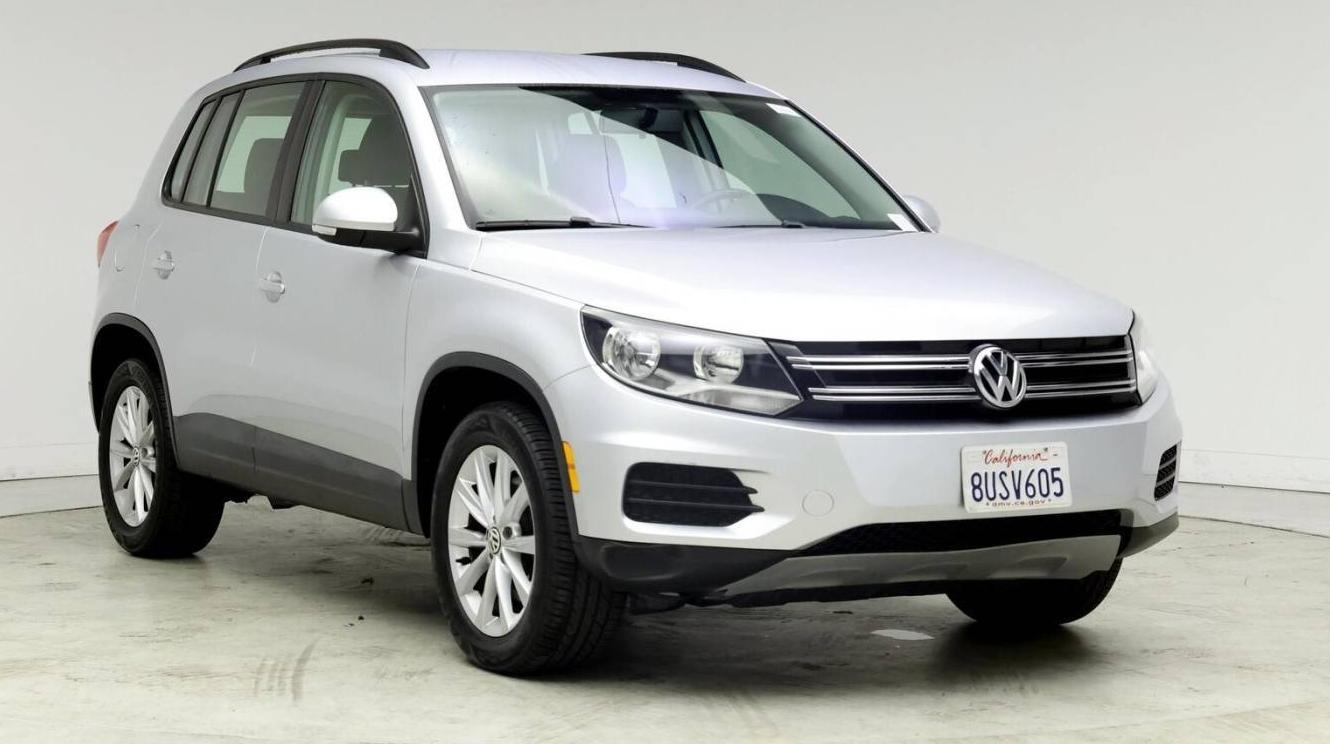 VOLKSWAGEN TIGUAN 2017 WVGAV7AX6HK044445 image