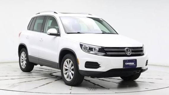 VOLKSWAGEN TIGUAN 2017 WVGRV7AX8HK022949 image