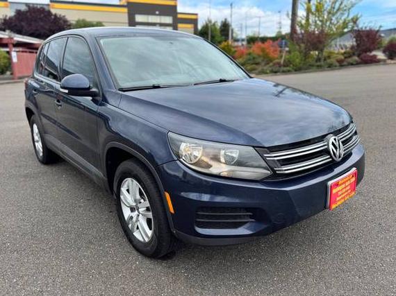 VOLKSWAGEN TIGUAN 2012 WVGBV7AX6CW567132 image