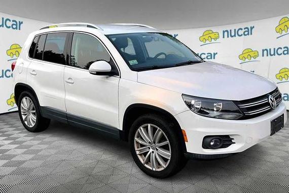 VOLKSWAGEN TIGUAN 2012 WVGBV7AX1CW586056 image