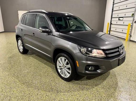 VOLKSWAGEN TIGUAN 2012 WVGAV7AX0CW003147 image
