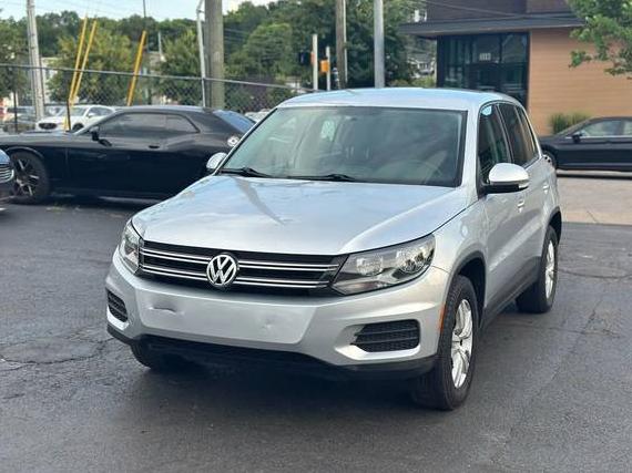 VOLKSWAGEN TIGUAN 2012 WVGAV7AXXCW590313 image