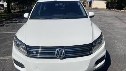 VOLKSWAGEN TIGUAN 2012 WVGAV7AX9CW534430 image