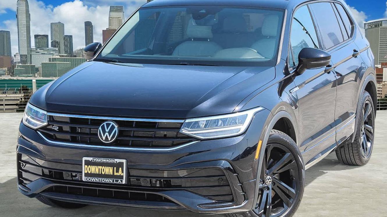 VOLKSWAGEN TIGUAN 2024 3VVCB7AX2RM020631 image