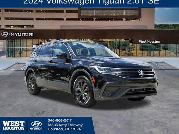 VOLKSWAGEN TIGUAN 2024 3VV3B7AX0RM046953 image