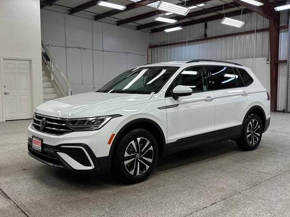VOLKSWAGEN TIGUAN 2024 3VVRB7AX2RM150192 image