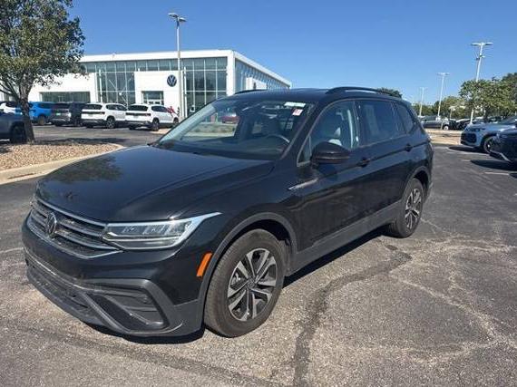 VOLKSWAGEN TIGUAN 2024 3VVRB7AX2RM209094 image
