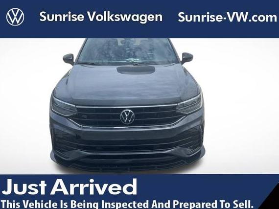 VOLKSWAGEN TIGUAN 2024 3VVCB7AX4RM008139 image
