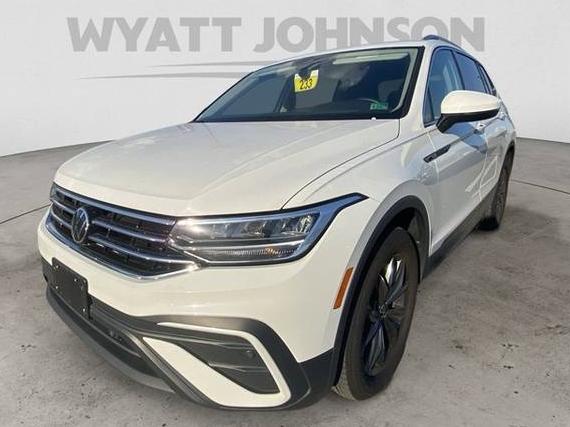 VOLKSWAGEN TIGUAN 2024 3VV3B7AX6RM141419 image