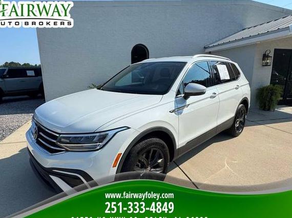 VOLKSWAGEN TIGUAN 2024 3VV3B7AX3RM042802 image