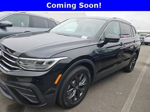 VOLKSWAGEN TIGUAN 2024 3VV3B7AX2RM157455 image
