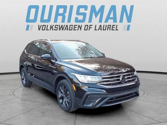 VOLKSWAGEN TIGUAN 2024 3VV3B7AX3RM134444 image