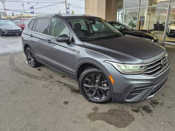 VOLKSWAGEN TIGUAN 2024 3VV3B7AX0RM096185 image