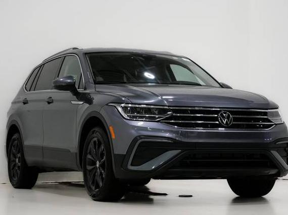 VOLKSWAGEN TIGUAN 2024 3VV3B7AX3RM136100 image