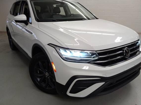 VOLKSWAGEN TIGUAN 2024 3VV3B7AX7RM109644 image